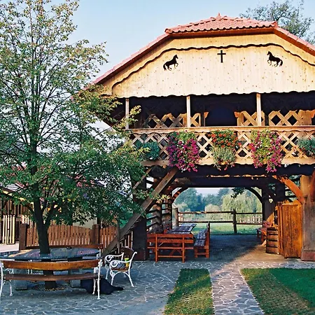 בית נופש Cosy Village *